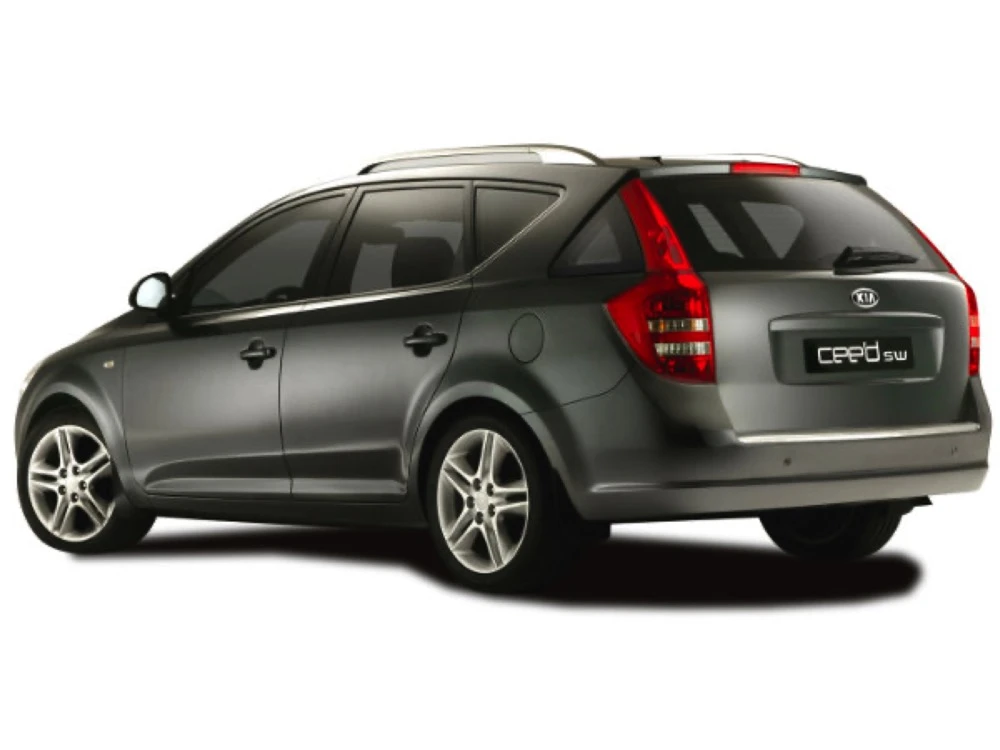 Stěrače KIA Cee'd 1 SW 2007–2009 ED kombi 09.2007-08.2009 push button front wiper arm