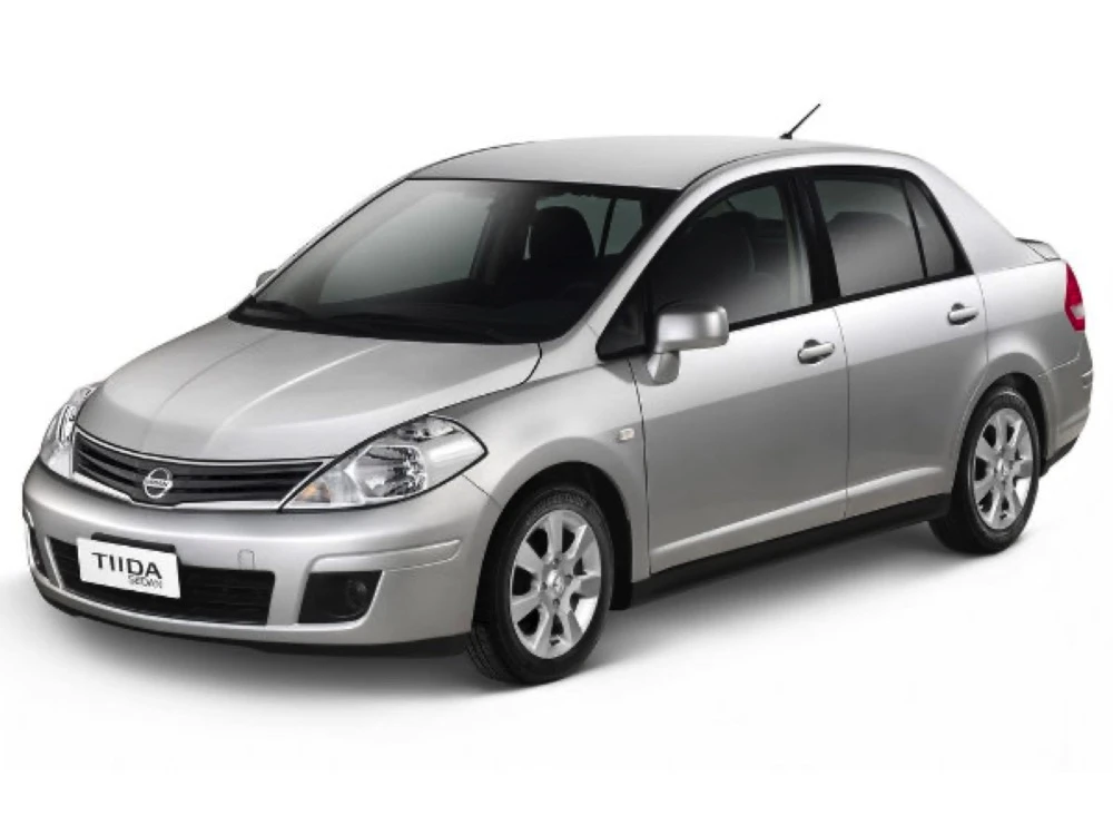 Stěrače Nissan Versa Latio 2006–2013 C11 sedan
