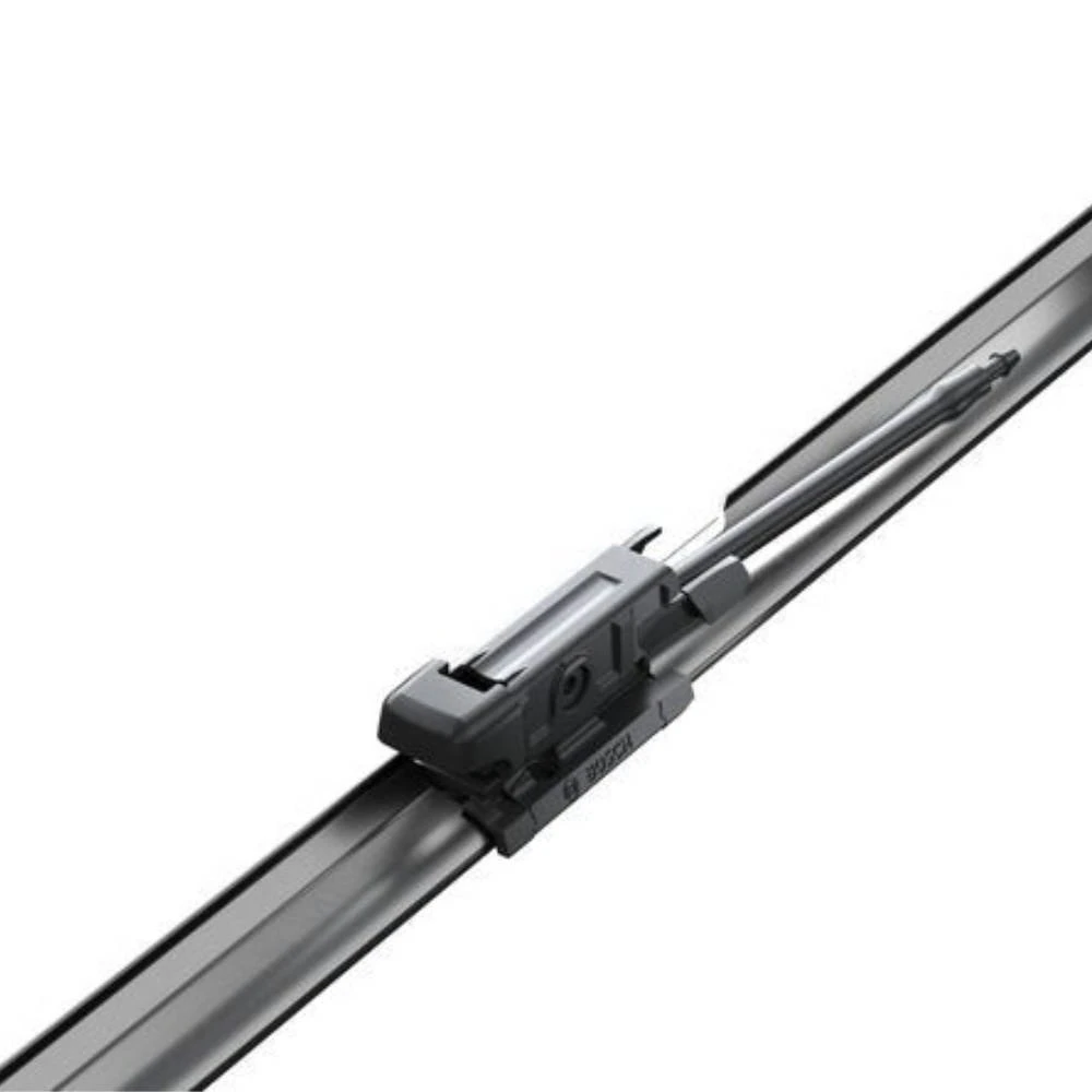 Sada předních stěračů BOSCH AeroTwin 700 a 450 mm pro Tesla Model X 2014-2020